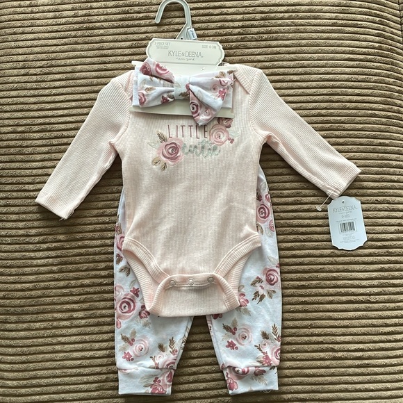 children’s size US 3-9M three piece sets - 2 pck - Picture 2 of 3